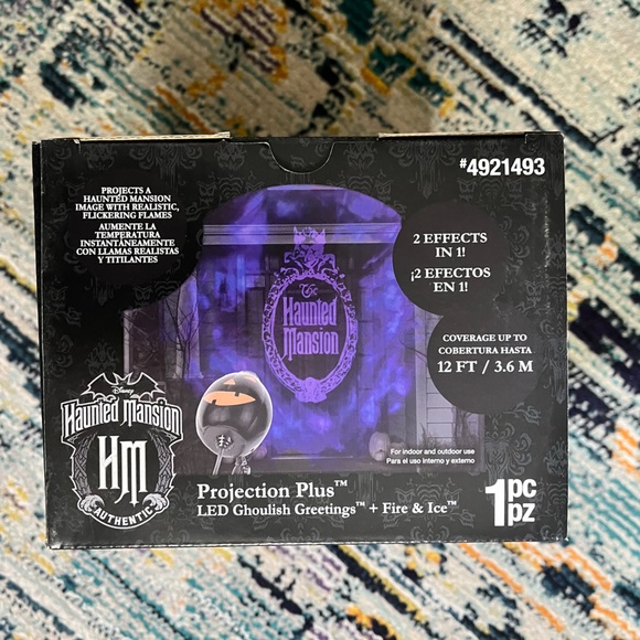 Disney Haunted Mansion Outdoor Projector - Picture 6 of 6